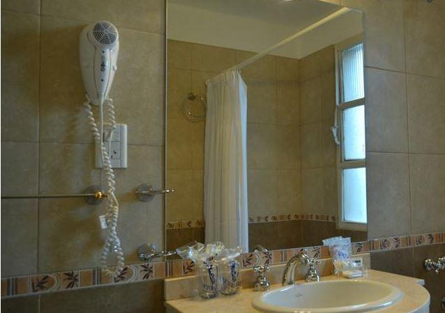 Hôtel Victoria Plaza à Salta Extérieur photo
